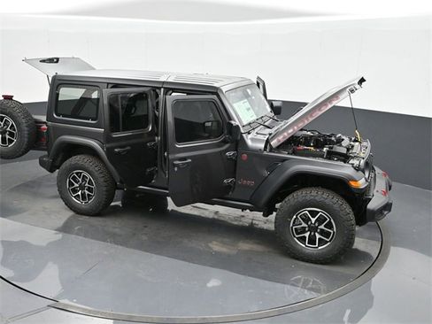 Used 2024 Jeep Wrangler Unlimited Rubicon w/ Technology Group image 49