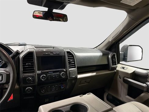 Used 2019 Ford F150 XLT w/ XTR Package image 23
