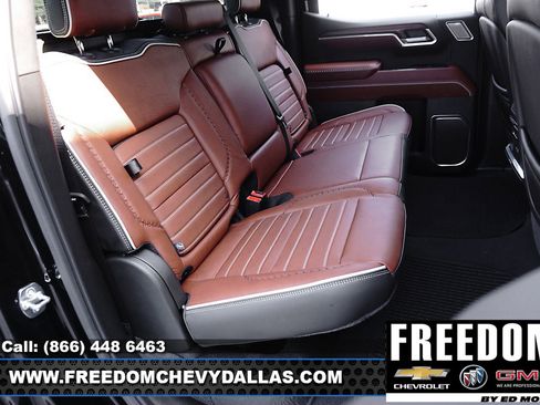 New 2025 GMC Sierra 1500 Denali Ultimate image 16