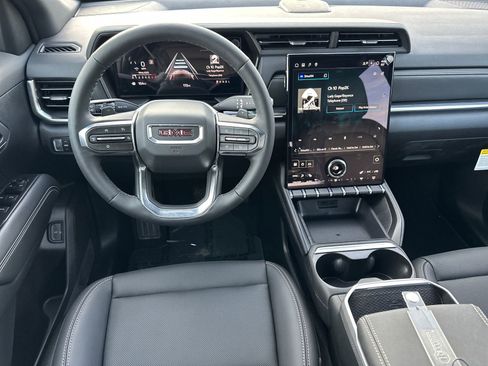 New 2026 GMC Terrain Elevation w/ Elevation Premium Package image 24