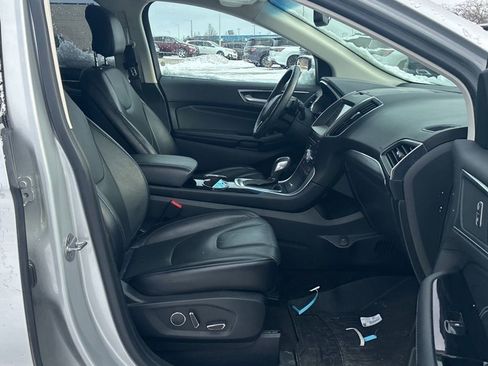 Used 2018 Ford Edge Titanium w/ Canadian Touring Package image 8