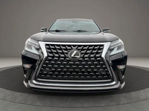 Used 2022 Lexus GX 460 Premium w/ Accessory Package image 9