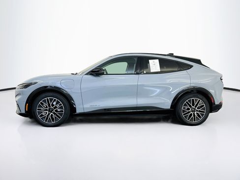 Used 2024 Ford Mustang Mach-E Premium AWD/4WD image 4