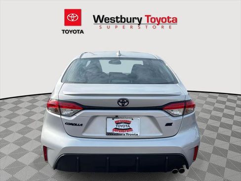 Certified 2024 Toyota Corolla SE image 8
