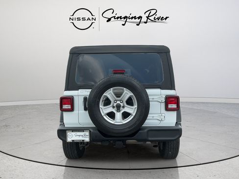 Used 2021 Jeep Wrangler Sport AWD/4WD image 6