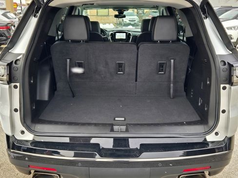 Used 2021 Chevrolet Traverse Premier w/ Redline Edition image 23