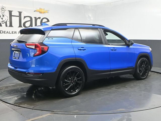 Used 2024 GMC Terrain SLE w/ Driver Convenience Package FWD image 55