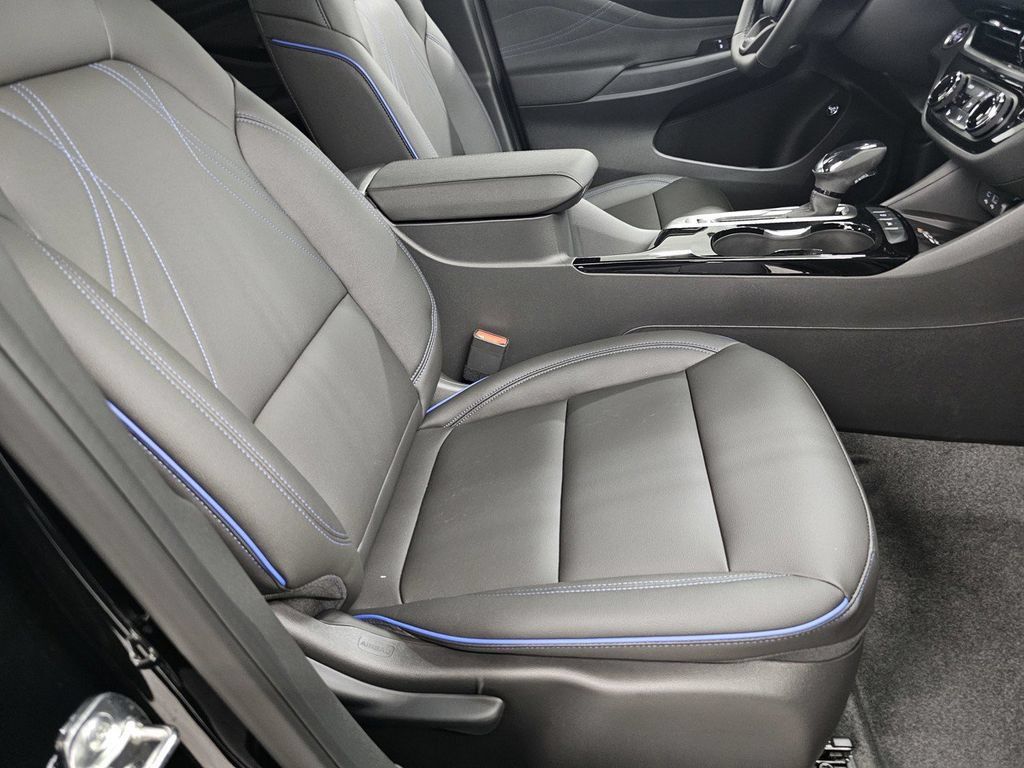 New 2026 Buick Envista Sport Touring w/ Convenience I Package FWD image 24