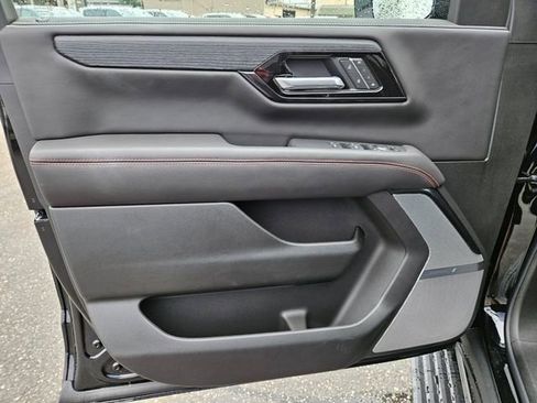 New 2026 GMC Yukon XL AT4 Ultimate AWD/4WD image 25