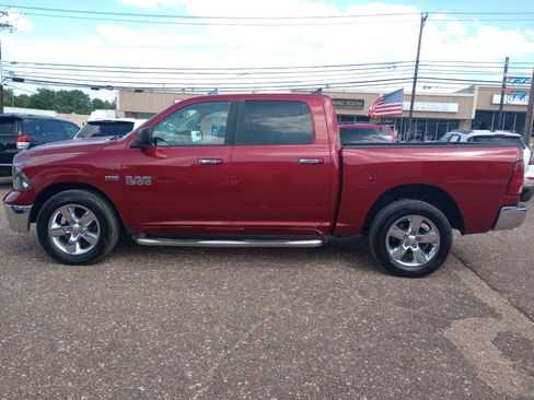 Used 2014 RAM 1500 Big Horn RWD image 4