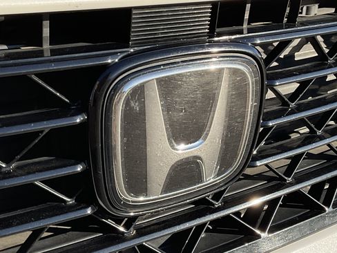 Used 2024 Honda Accord Sport image 7