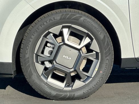 New 2026 Kia Carnival EX image 26