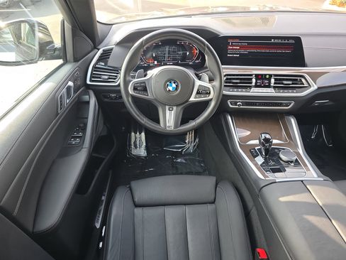 Used 2022 BMW X6 xDrive40i w/ M Sport Package image 16