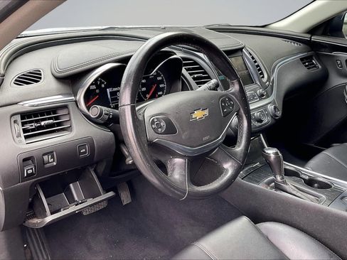 Used 2020 Chevrolet Impala LT FWD image 14