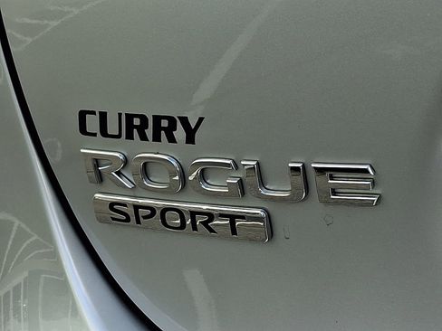 Used 2022 Nissan Rogue Sport SV AWD/4WD image 33