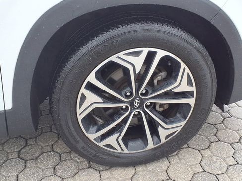 Used 2019 Hyundai Santa Fe FWD image 21