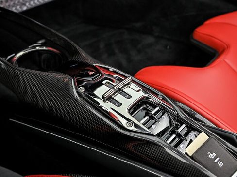 Used 2023 Ferrari SF90 Spider AWD/4WD image 34