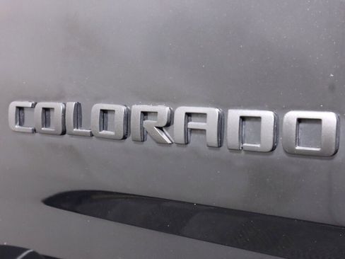 Used 2020 Chevrolet Colorado ZR2 image 36