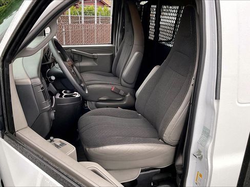 Certified 2024 GMC Savana 2500 w/ Driver Convenience Package image 21