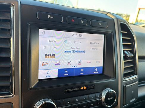 Used 2020 Ford Expedition XLT RWD image 24