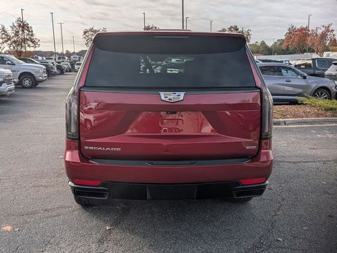 Used 2023 Cadillac Escalade Sport image 8