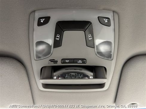 Used 2012 Toyota Sienna LE image 20