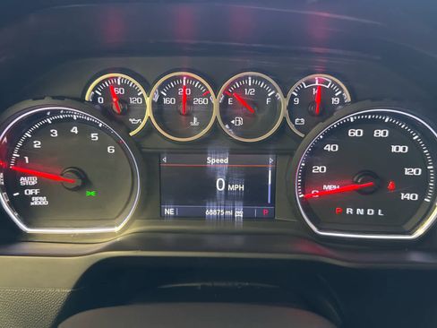 Used 2020 Chevrolet Silverado 1500 LT w/ Texas Edition image 34