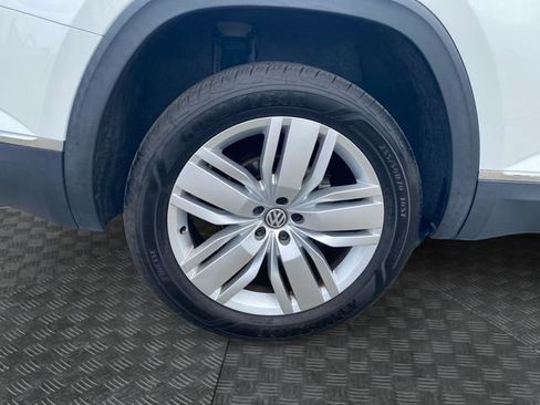 Used 2019 Volkswagen Atlas SEL FWD image 38