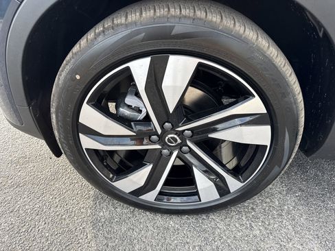 New 2026 Volvo XC40 B5 Ultra w/ Protection Package Premier image 9