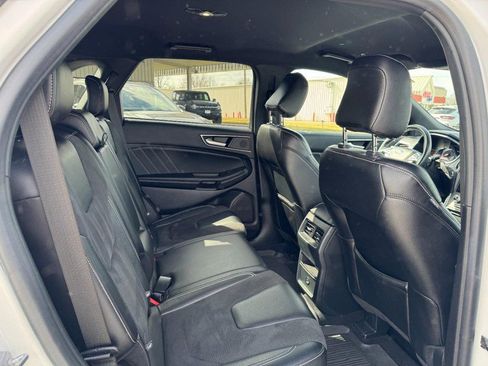 Used 2021 Ford Edge ST image 10