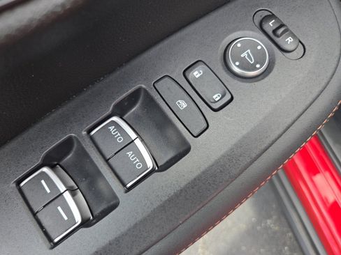 Certified 2023 Honda HR-V Sport image 26