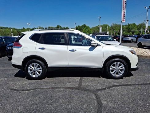 Used 2016 Nissan Rogue SV FWD image 9