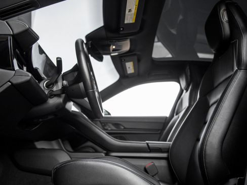 Certified 2021 Porsche Taycan 4S AWD/4WD image 23