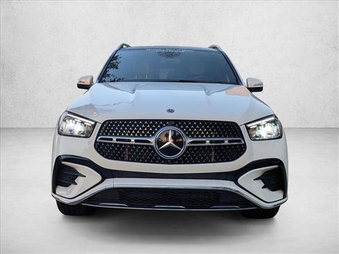 Used 2024 Mercedes-Benz GLE 350 4MATIC image 2