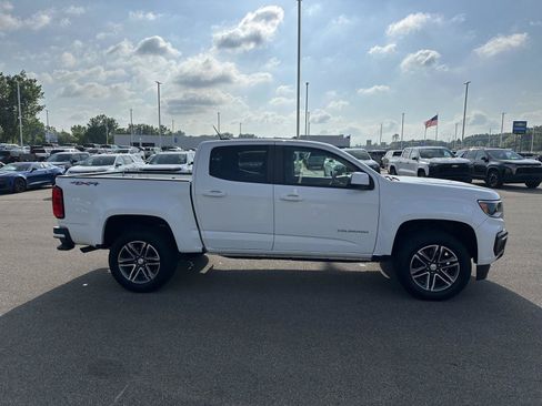 Used 2021 Chevrolet Colorado LT w/ LT Convenience Package AWD/4WD image 11
