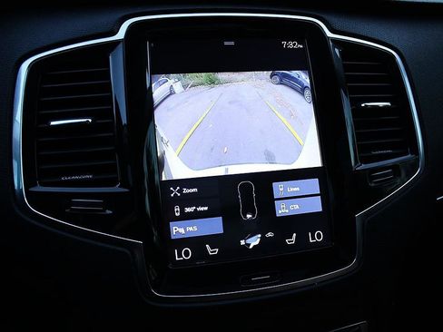 Used 2016 Volvo XC90 T6 Momentum AWD/4WD image 28