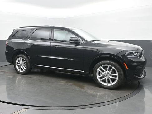 Used 2023 Dodge Durango GT image 7
