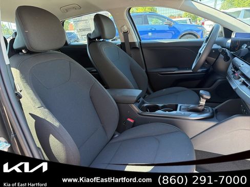 New 2026 Kia K4 FWD image 11