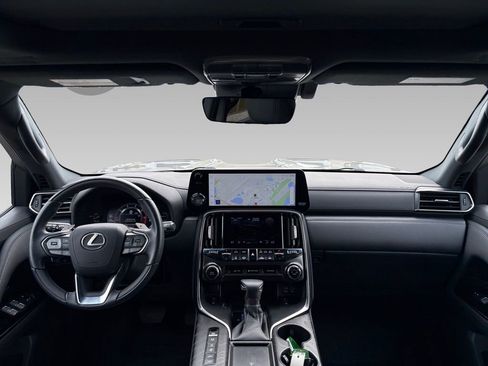 Used 2024 Lexus LX 600 4WD w/ Appearance Package image 3