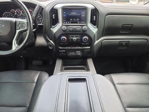 Used 2021 Chevrolet Silverado 1500 LT Trail Boss AWD/4WD image 17