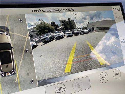 New 2025 Land Rover Range Rover SE image 13