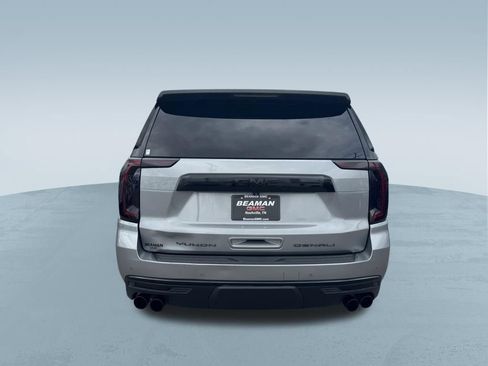 Used 2023 GMC Yukon XL Denali image 7