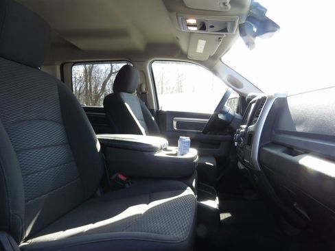 Used 2019 RAM 1500 Classic Warlock w/ Electronics Group image 12