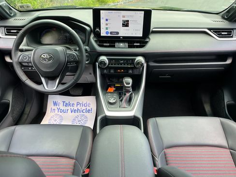 Used 2024 Toyota RAV4 XSE w/ Weather Package AWD/4WD image 13