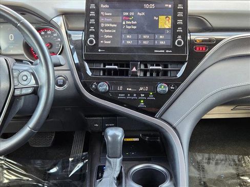 Used 2024 Toyota Camry XSE FWD image 16