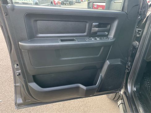 Used 2024 RAM 2500 Tradesman w/ Snow Chief Group image 12