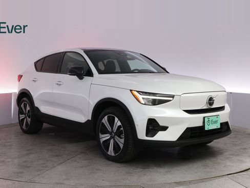 Used 2023 Volvo C40 P8 Recharge Plus AWD/4WD image 13