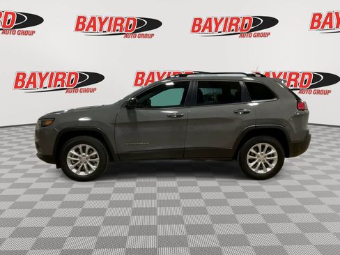 Used 2022 Jeep Cherokee Latitude Lux w/ Sun & Sound Group AWD/4WD image 5