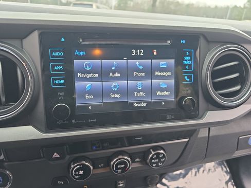 Used 2017 Toyota Tacoma TRD Off-Road w/ Tow Package image 22