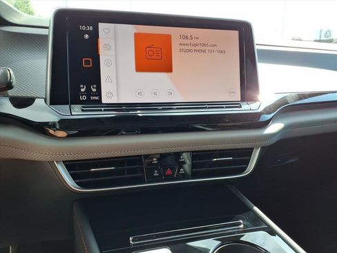New 2026 Volkswagen Atlas Peak Edition AWD/4WD image 12